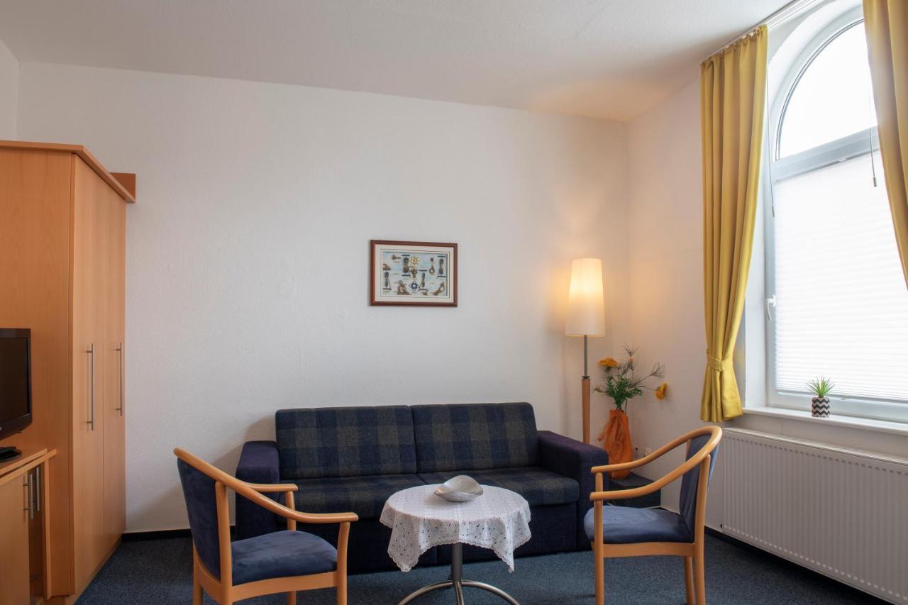 Appartementhaus Alte Post Лангеог Екстериор снимка